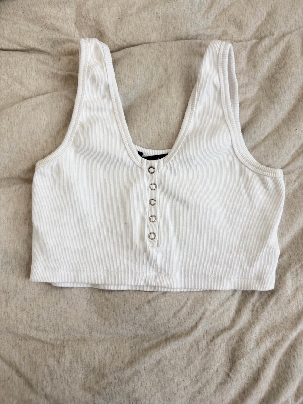 White Ribbed Snap-Front Cropped Tank - White Fox🤍